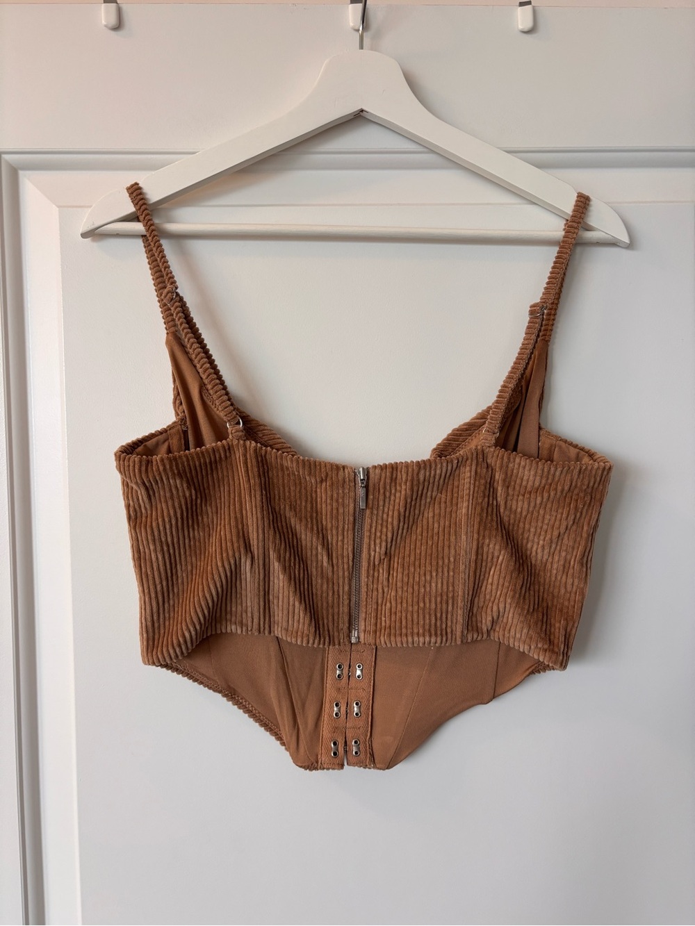 WHITEFOX Corduroy Bustier - Picture 4 of 7